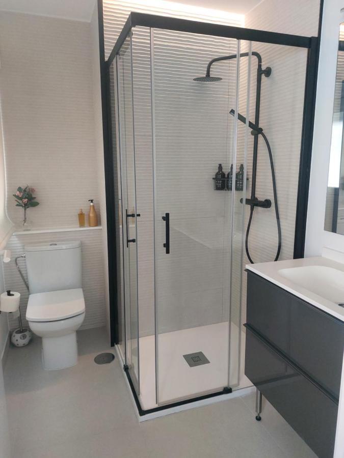 Atico Con Terraza Leilighet Vigo Eksteriør bilde